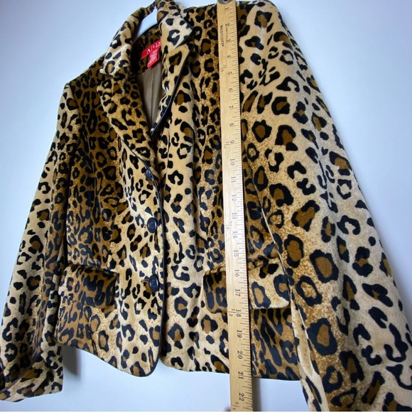 European Design, A Line, Leapard Blazer Size 10P - Picture 10 of 11